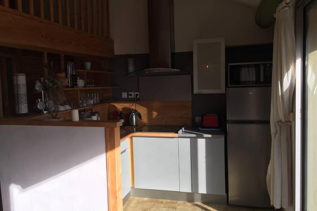 Duplex Lumineux Sur Gde Terrasse, Balneo Double, Parking Prive, Clim, Local Velos Entraigues-sur-la-Sorgue Kültér fotó